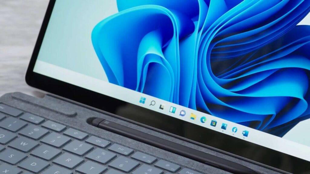 win11-desktop-1024x576-1