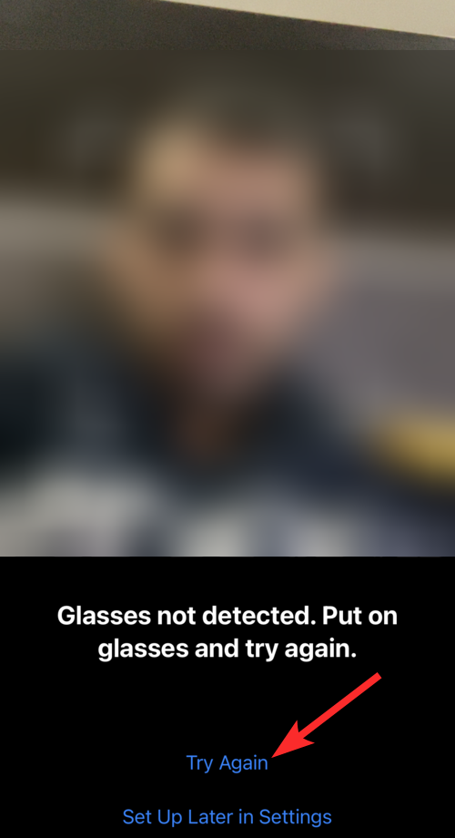 如何在 iPhone 上将眼镜添加到面容 ID