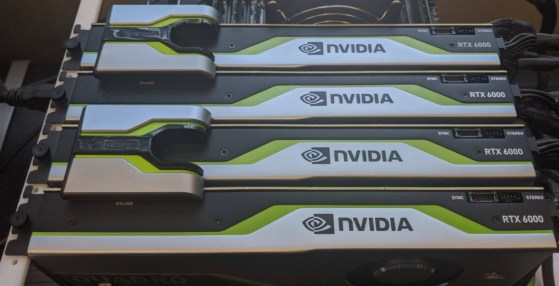 揭示Nvidia的「黄氏定律」时代：10年内GPU AI推理性能增长1000倍