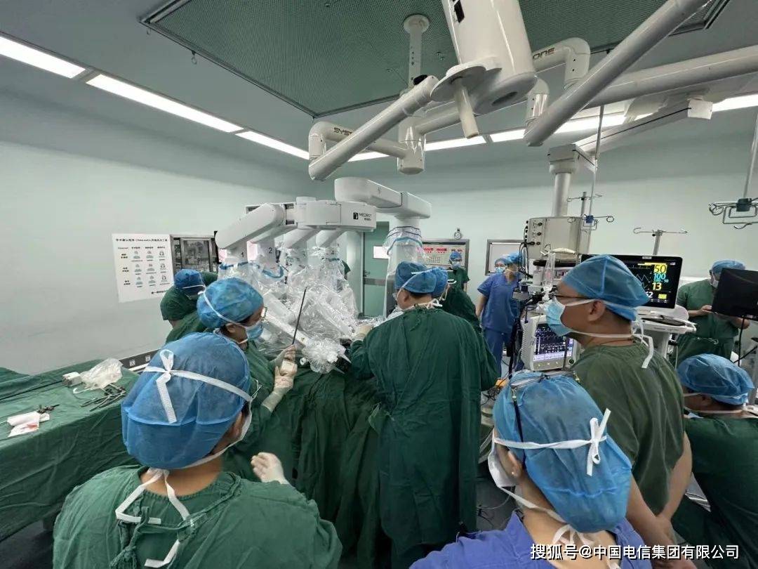 全球首例！中国电信5G+机器人，这场跨越5000公里的“赛博”手术成功了！