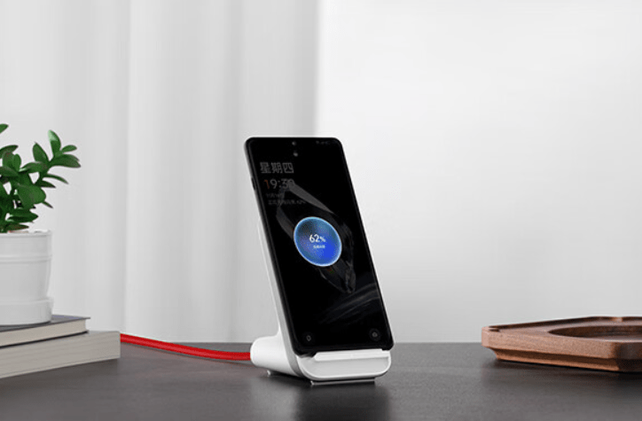 一加发布AIRVOOC 50W无线闪充充电器A1，售价首发249元