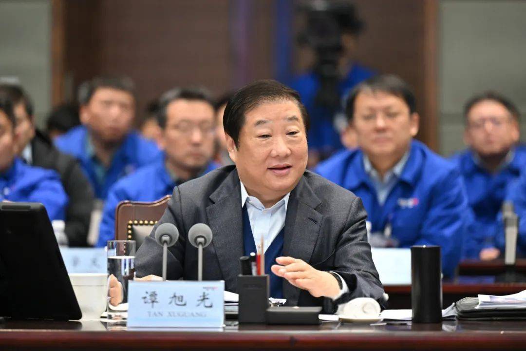 谭旭光：装备制造要插上人工智能的翅膀，实现进化升级！