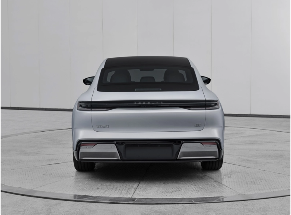 250kW 单电机，吉利银河 E8 新增车型完成申报