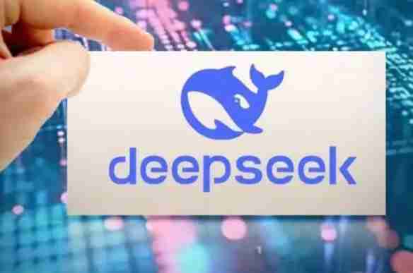 DeepSeek遥遥领先:一周访问量暴增614%!谷歌AI落后