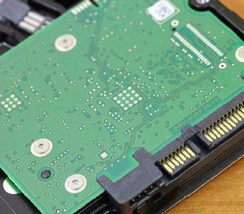 win10系统的电脑开机后显示器不亮怎么回事呢?