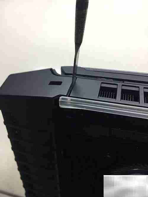 Alienware 17 R4拆机详解