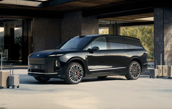 蔚来全新ES8正式上市:租电仅售29.88万起