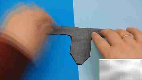 芭比黑衣酷炫登场