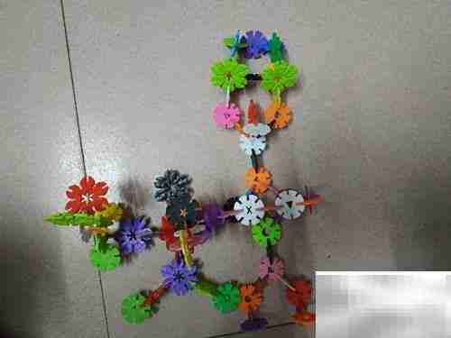 雪花片手工小兵制作教程