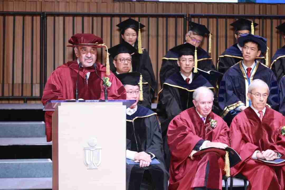 刘慈欣等五位“杰出领袖”获颁授港科大荣誉博士
