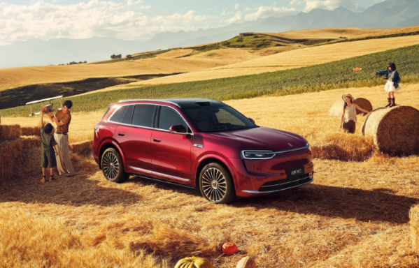 2025年10月我国新能源汽车销量占比超50% 历史首次!