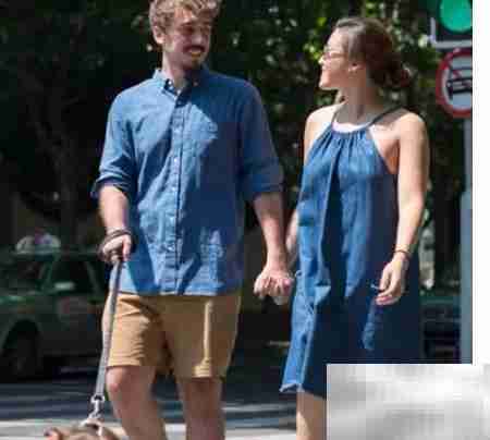 Old Navy情侣装甜蜜上线