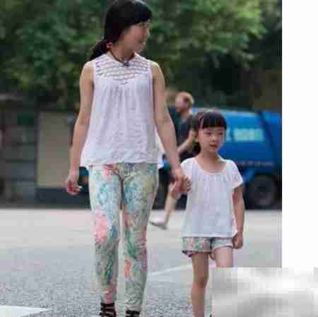 Old Navy情侣装甜蜜上线