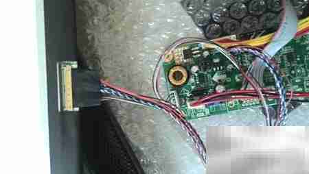 笔记本转VGA输出方法