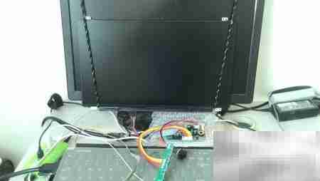 笔记本转VGA输出方法