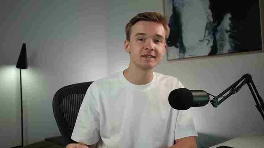 OpenAI Agent Builder vs. n8n: AI自动化工具深度对比