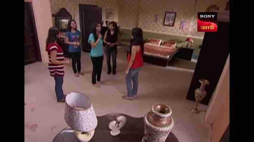 侦探游戏的魅力：少女们的捉迷藏与解谜冒险