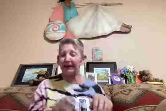 告别网络服务烦恼：如何应对无限循环的客服机器人？