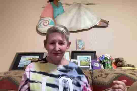 告别网络服务烦恼：如何应对无限循环的客服机器人？