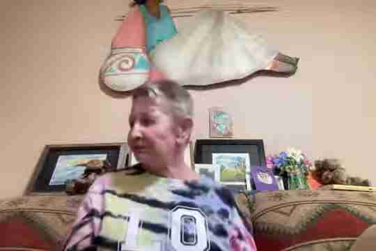 告别网络服务烦恼：如何应对无限循环的客服机器人？