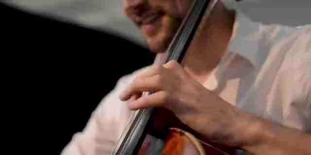 钢琴与大提琴二重奏：古典音乐的完美融合