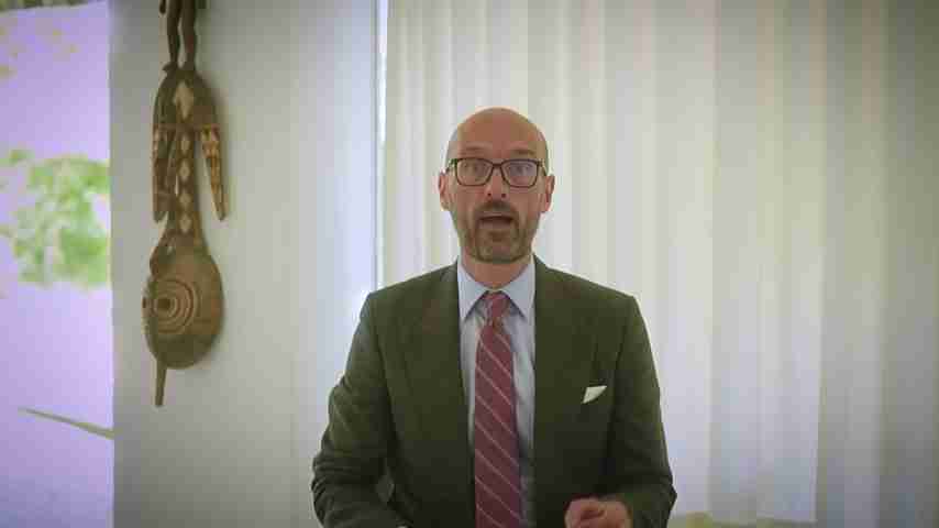 金融风险警示：第一品牌和三色汽车信贷破产深度分析