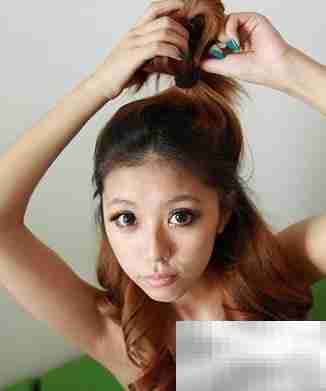 中长大波浪卷发造型推荐