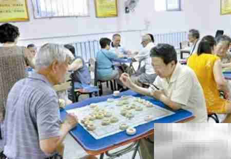 中老年人适宜的运动推荐