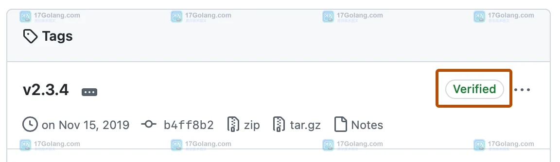 GitHub 官方界面中的 Verified 签名状态,展示验证标记在提交相关记录中的位置